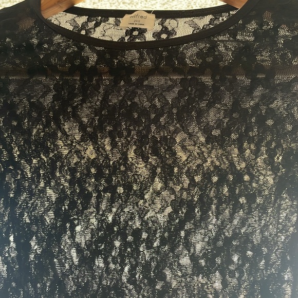 Wilfred Aritzia 2XS lace long sleeve top black lace. - Picture 3 of 4